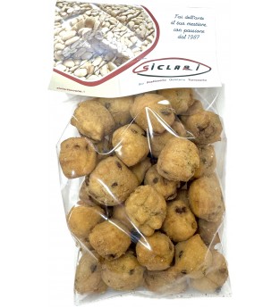 Castagnole con gocce di cioccolato calabresi di Carnevale